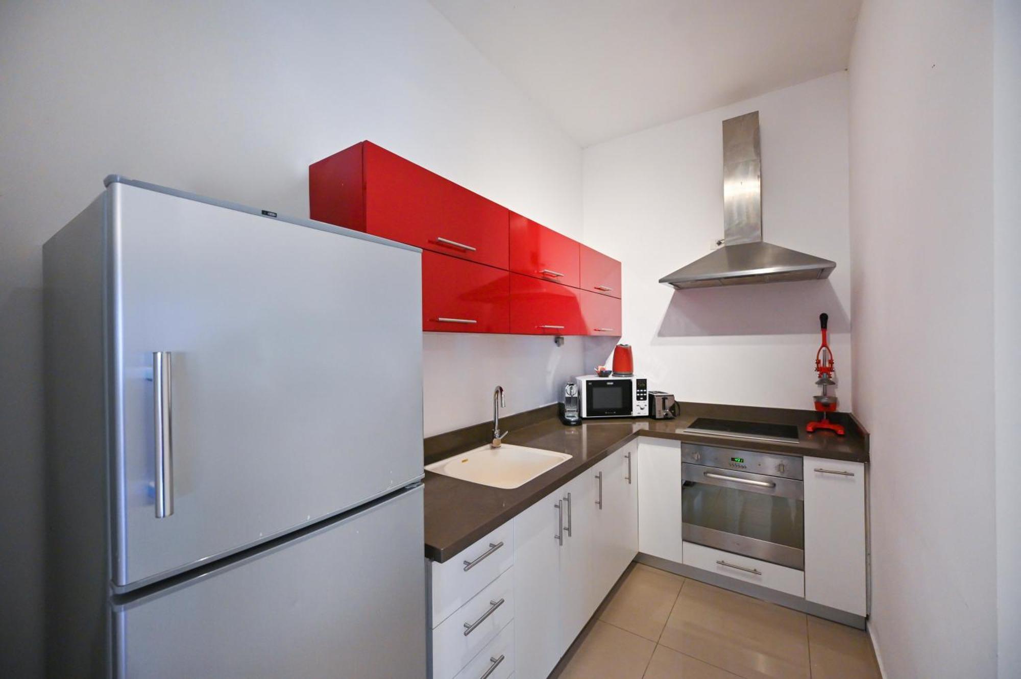 Nice 2Br Near Gordon Beach By Holyguest テル・アビブ エクステリア 写真