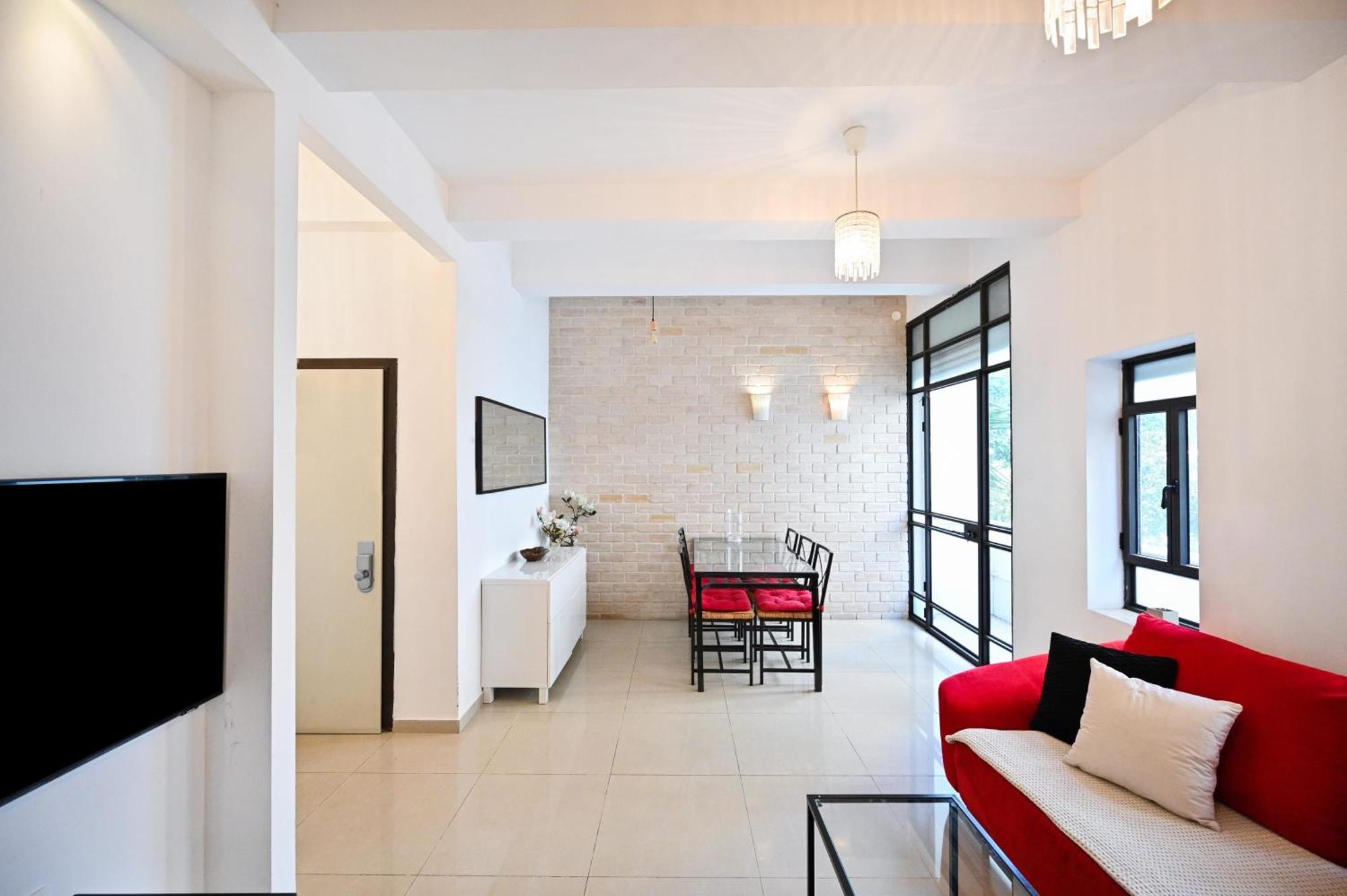 Nice 2Br Near Gordon Beach By Holyguest テル・アビブ エクステリア 写真