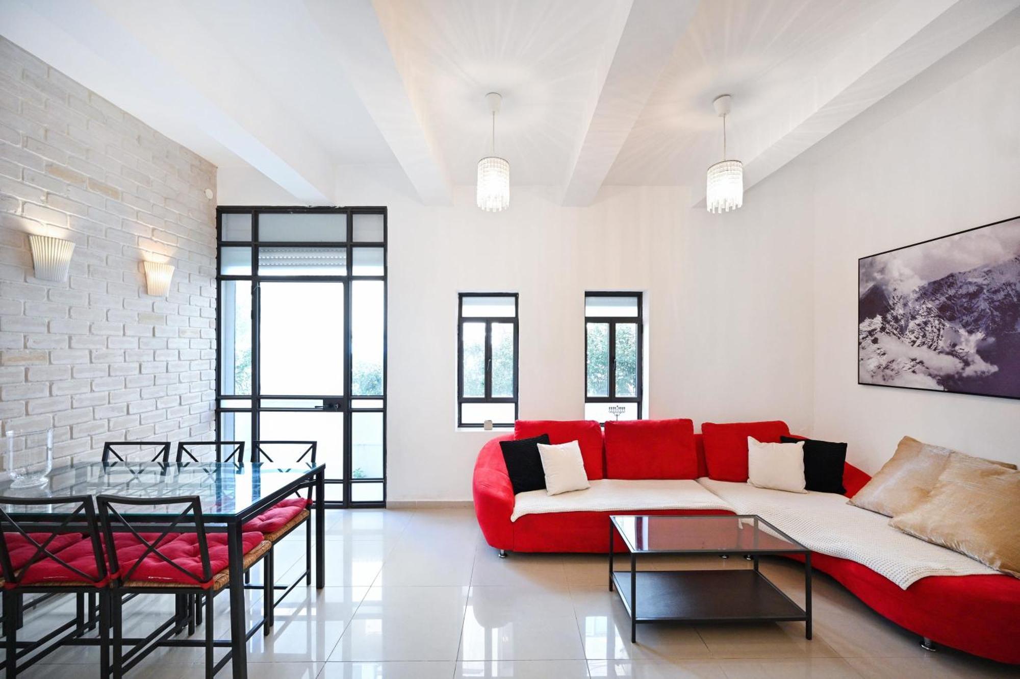Nice 2Br Near Gordon Beach By Holyguest テル・アビブ エクステリア 写真